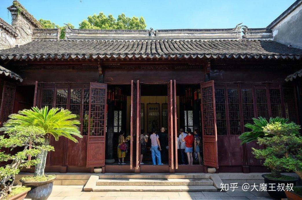 吉安一学校原校长受贿案宣判：有期徒刑11个月，缓刑1年6个月，并处罚金11万元